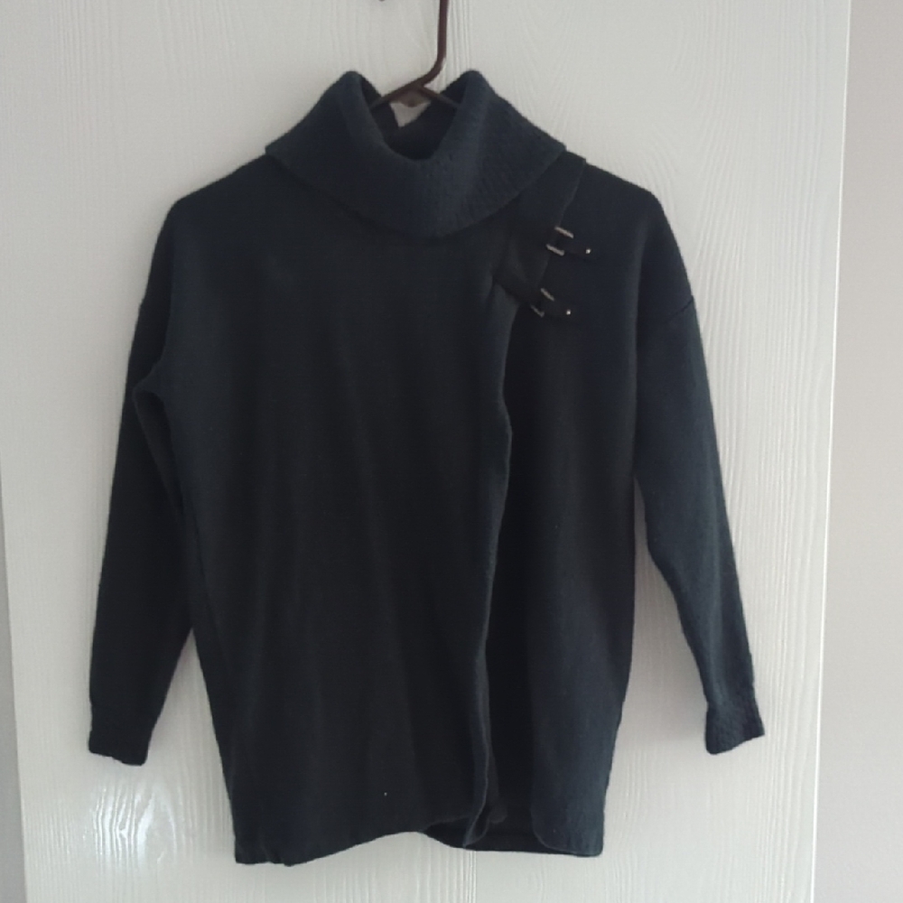 Ellen Tracy Dark Green Wool Sweater with Buckle Accents